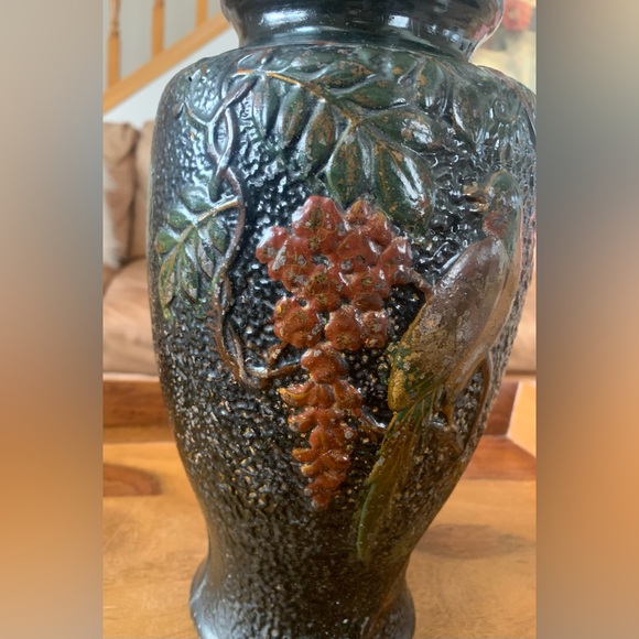 Antique Japanese Tokanabe Hand Painted Berries & Bird Vase - Picture 2 of 7